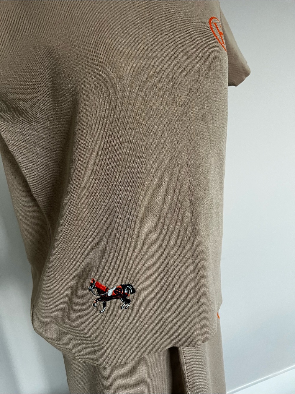 Hermes Beige Knit Short-Sleeve Top & Wide-Leg Pants with Orange Accents size S-M - Picture 6 of 13